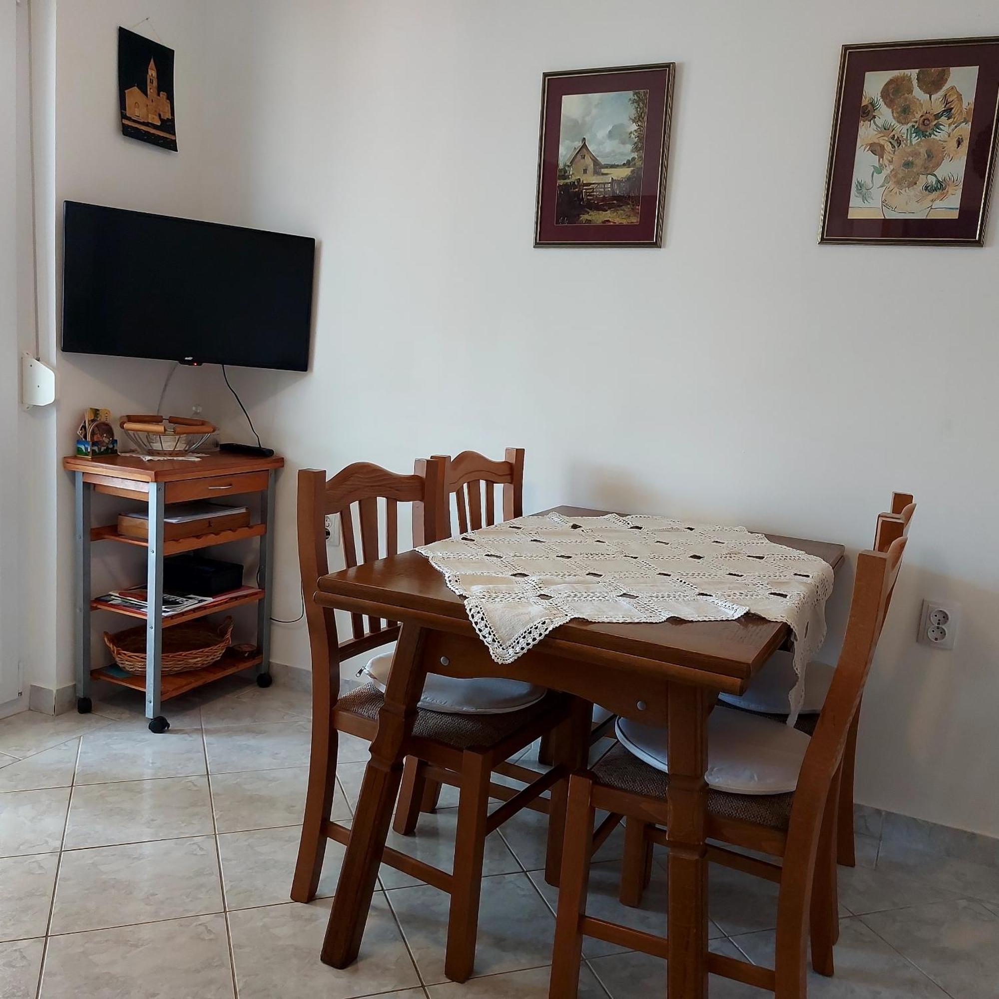 Slavulj Apartment *